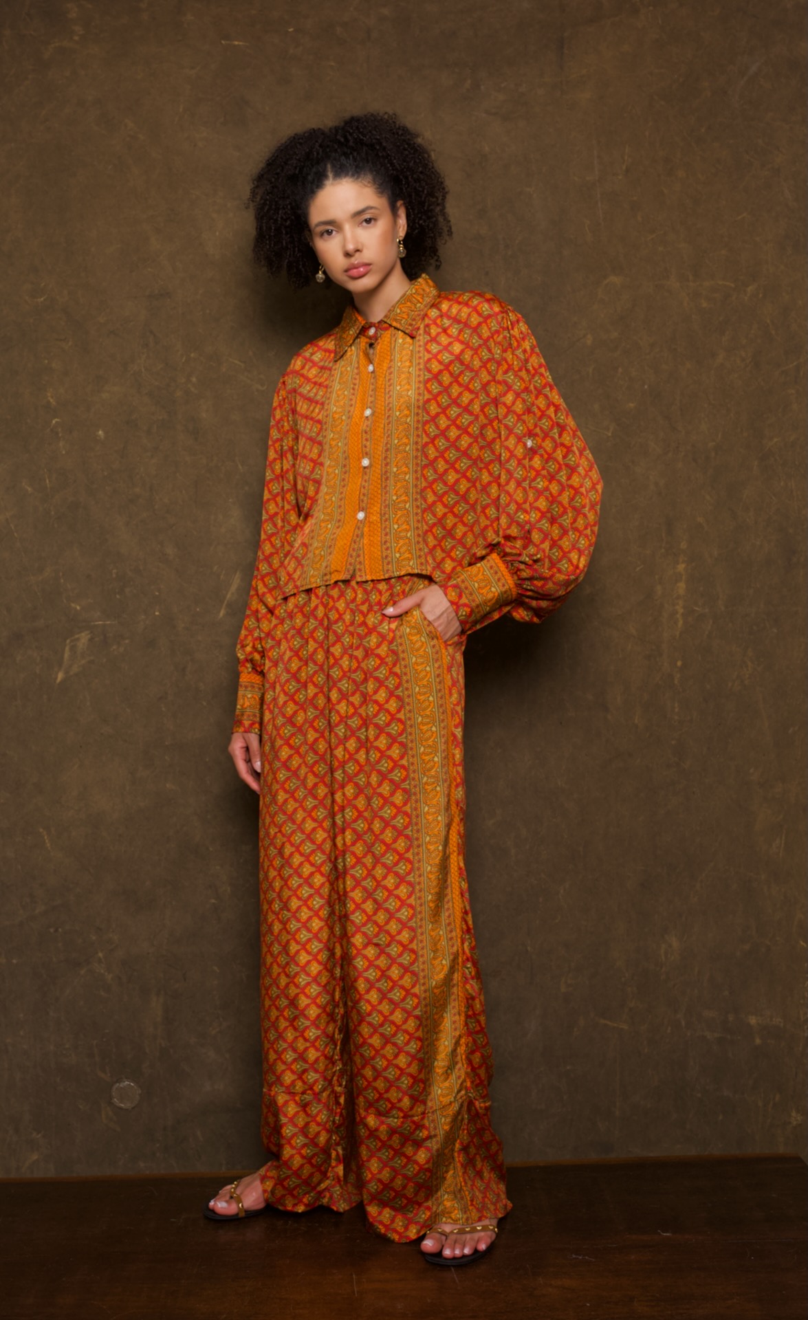 Conjunto Calça Pantalona & Camisa