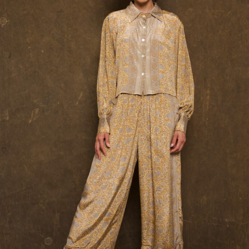 Conjunto Calça Pantalona & Camisa