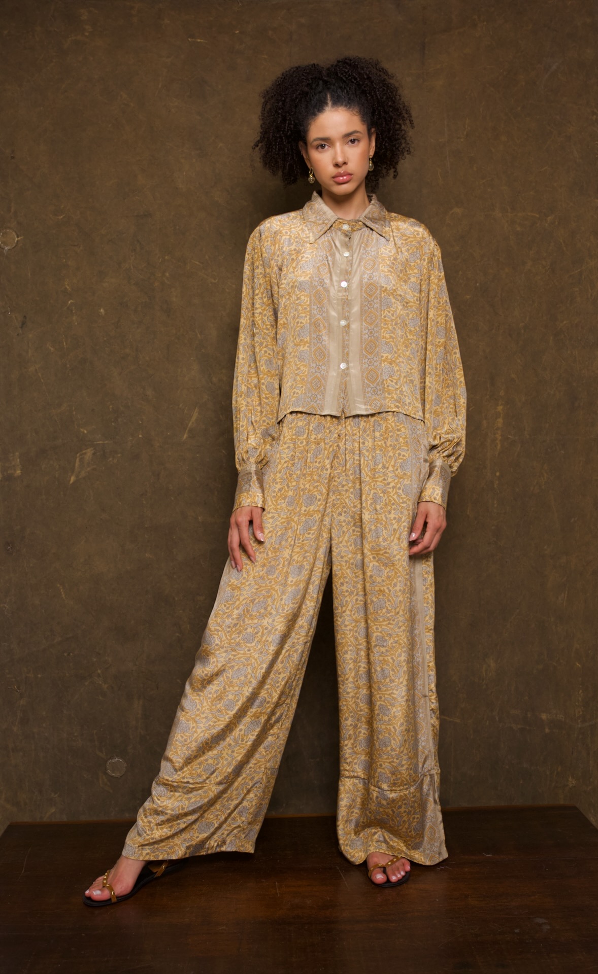Conjunto Calça Pantalona & Camisa