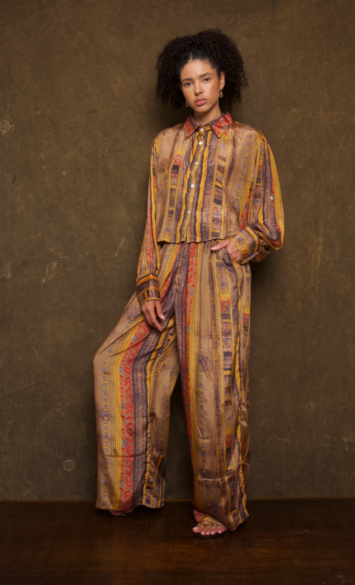 Conjunto Calça Pantalona & Camisa